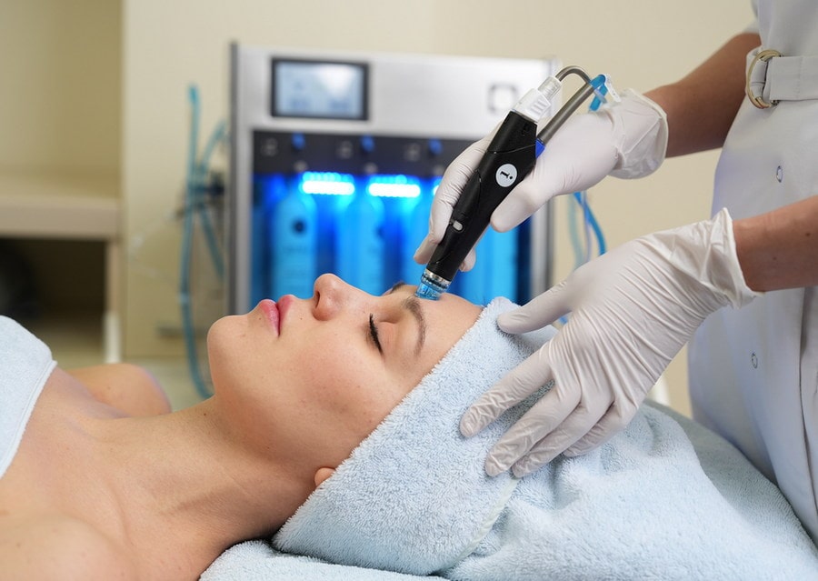 Вакуумная чистка HydraFacial Вакуумная чистка HydraFacial